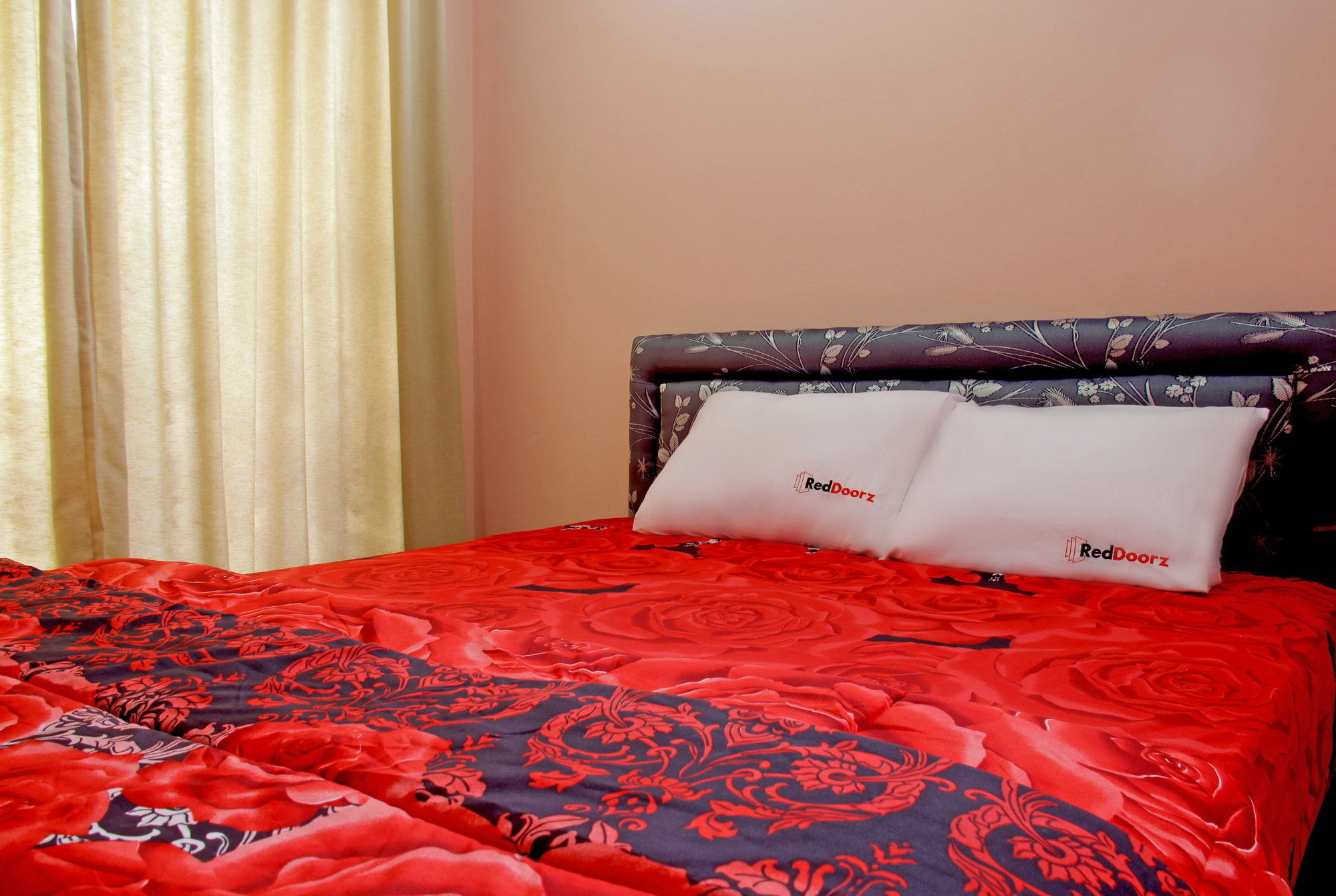 Reddoorz Near Hyperpoint Pasteur Hotel Bandung Exterior photo